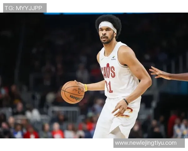 阿德尔曼称阿隆戈登是唯一能有效防守锡安的少数球员之一