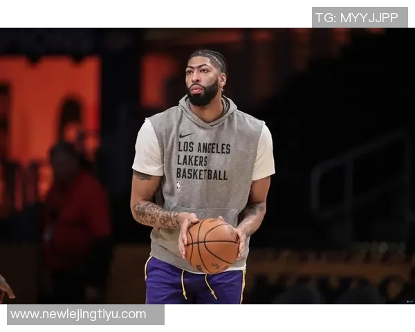 浓眉坚定信念每场比赛全力以赴争取胜利不放弃